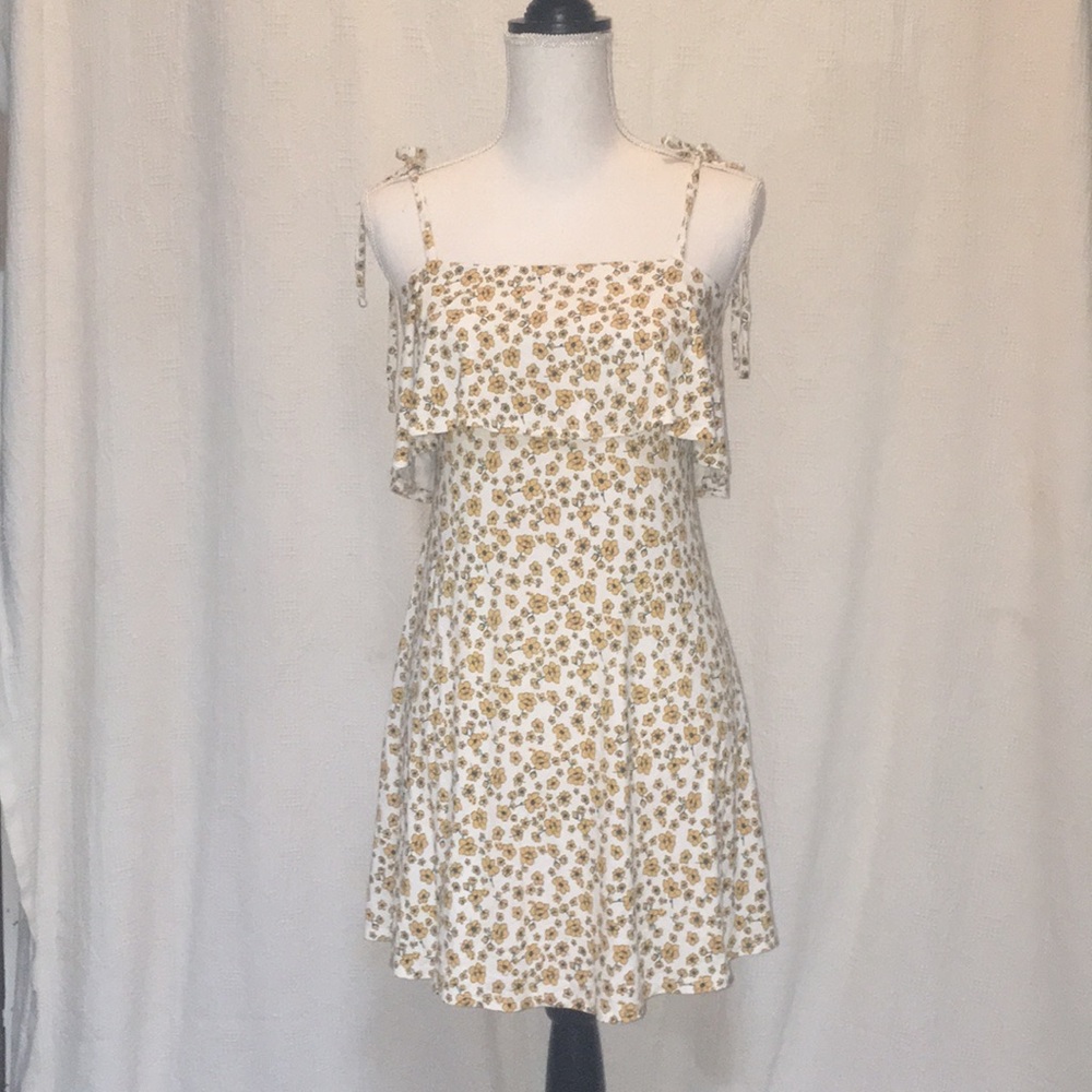 Cute yellow floral dress